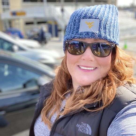 Meet your Posher, Sara - Picture 1 of 1